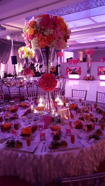 Decorating a wedding Centerpiece floral party planning los angeles